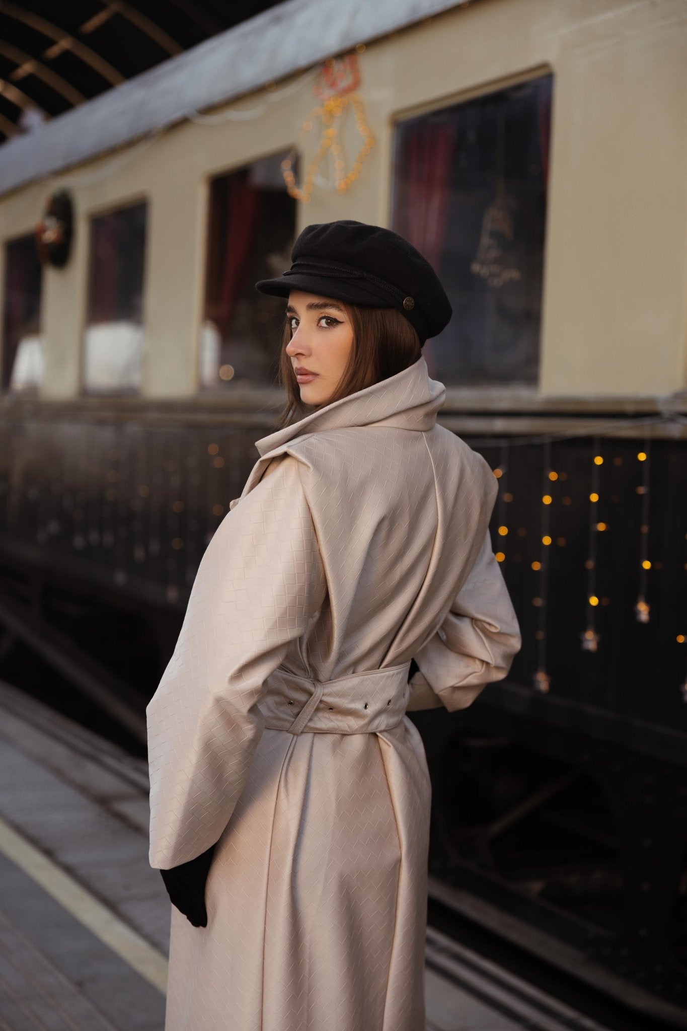 Ivory Créme Set - BETTINA