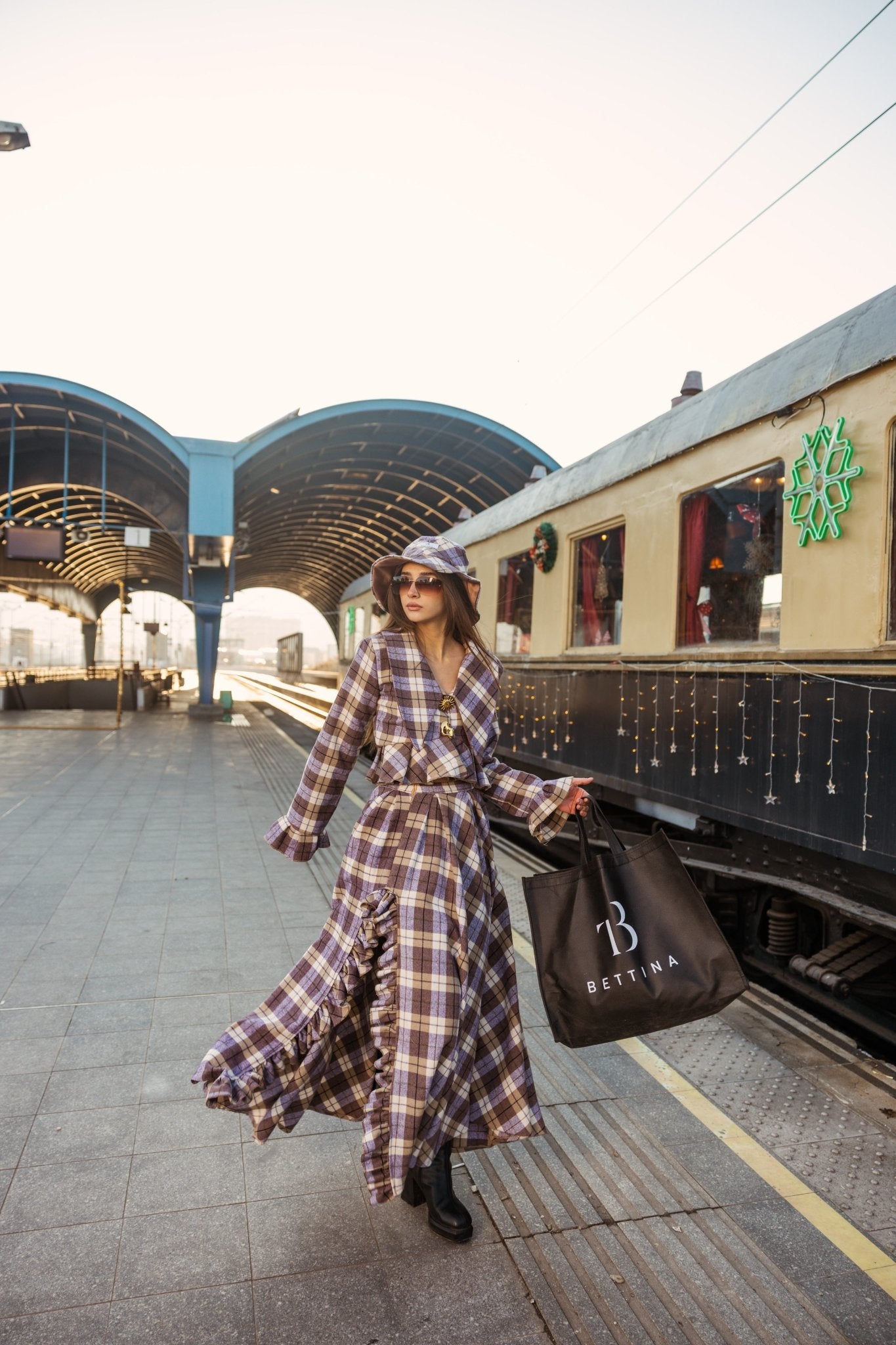 Kateriné Tartan Set - BETTINA